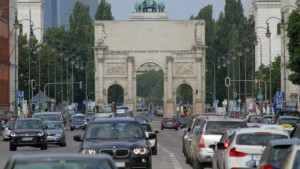 Stau_Siegestor_800x450