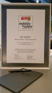 Die Verkehrssicherheitskampagne BE SMART! Hände ans Steuer - Augen auf die Straße" gewinnt den Auto Motor und Sport Mobility Safety Award 2018